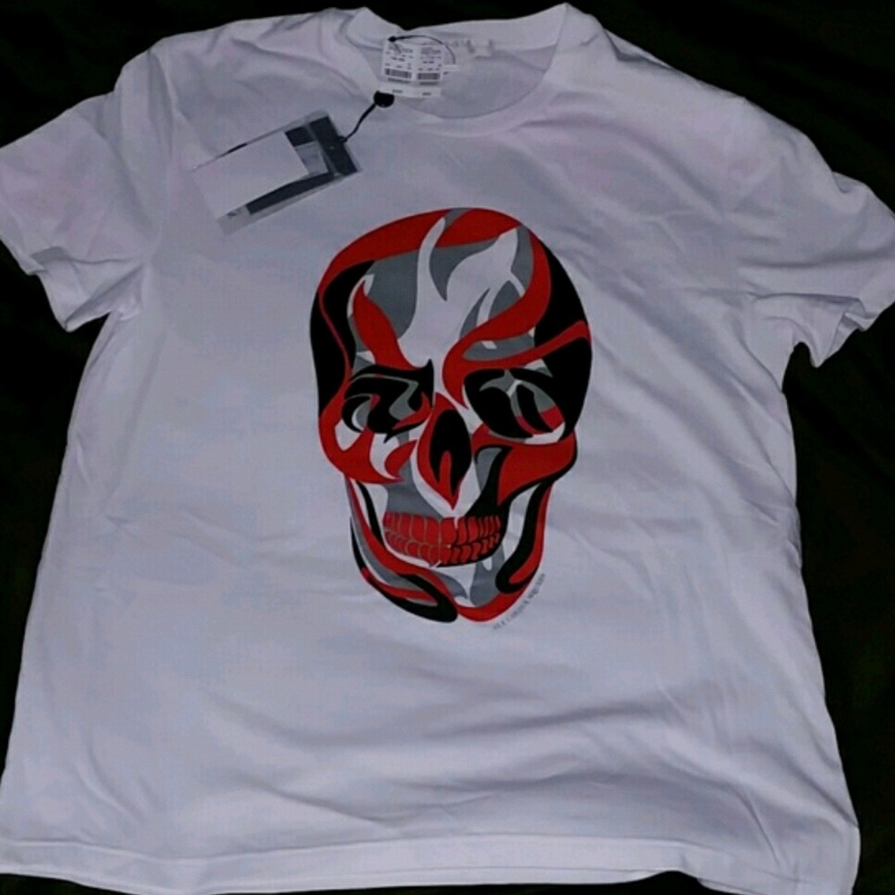Alexander McQueen Skull Tshirt..